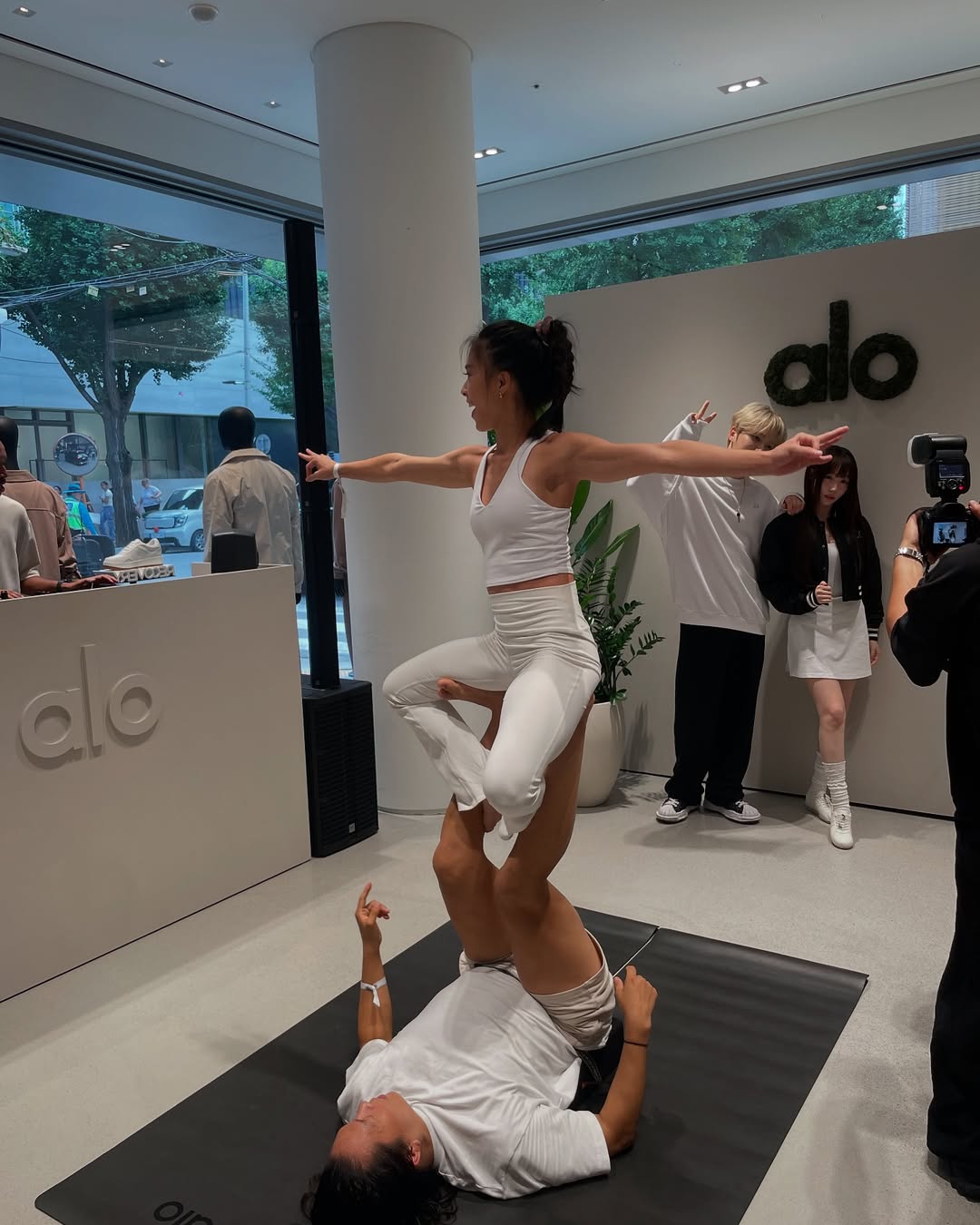 ALO Yoga Seoul collaboration photo 20260530ALO3